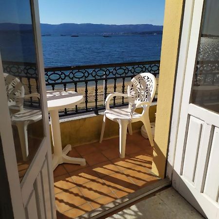 Bonito alojamiento con playa y jardín Vilanova de Arousa Exterior foto
